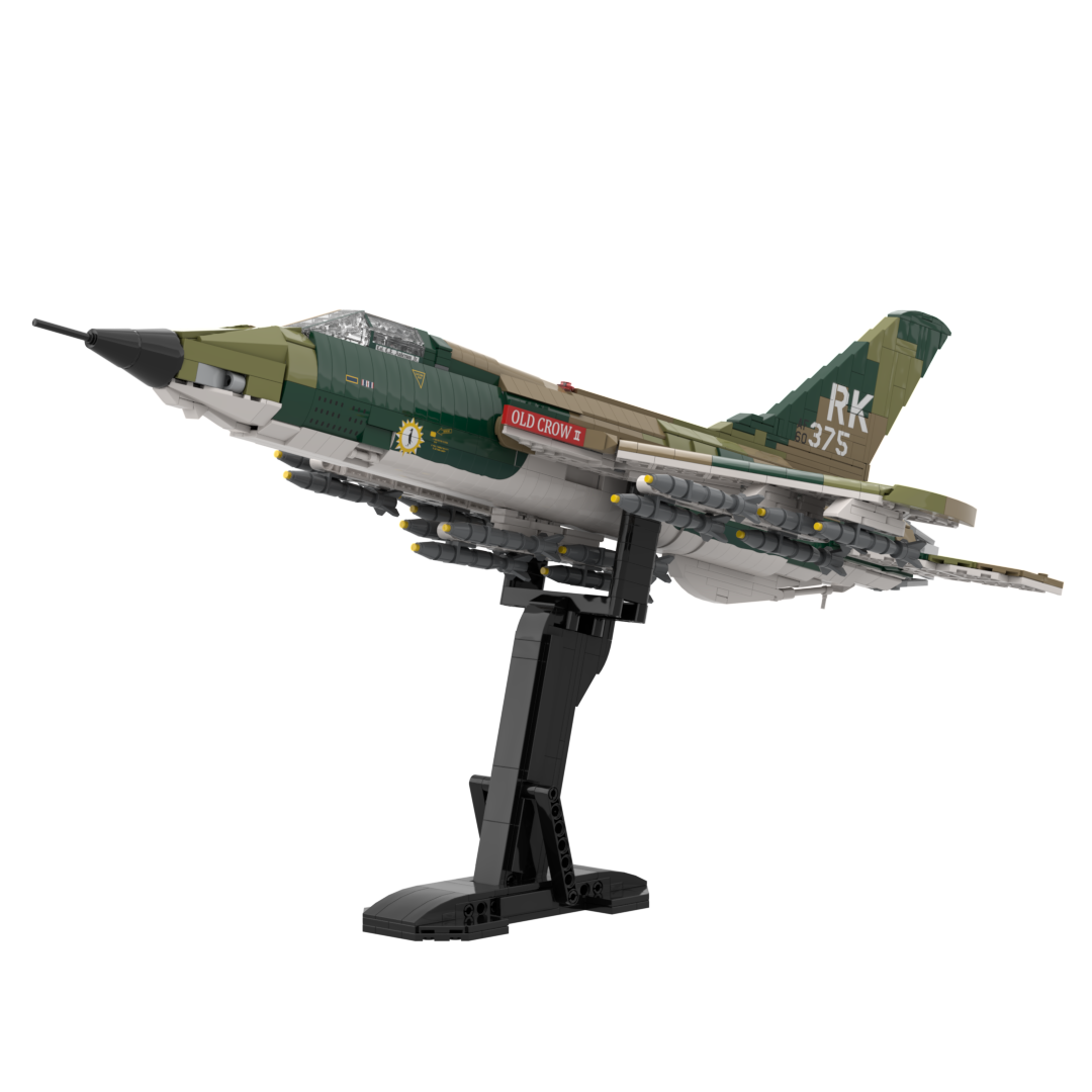 F-105D Thunderchief – Plane Bricks